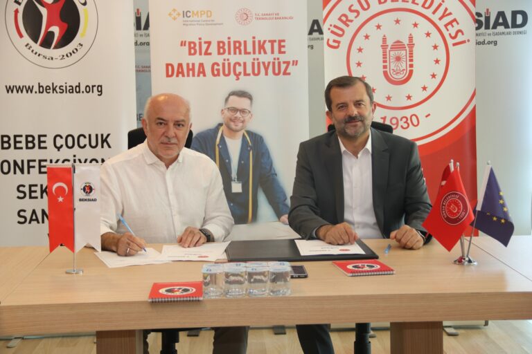 BEKSİAD, GÜRSU BELEDİYESİ İŞBİRLİĞİ İLE ÜYELERİNİ GELECEĞE HAZIRLIYOR