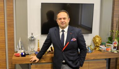 FAHİŞ FİYAT SEBEP     RESESYON SONUÇ