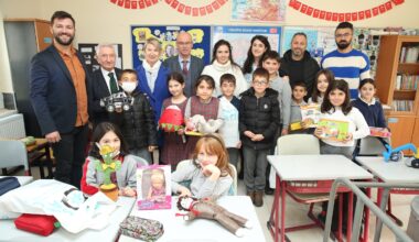 Oyuncak Evi gönüllülerden destek bekliyor