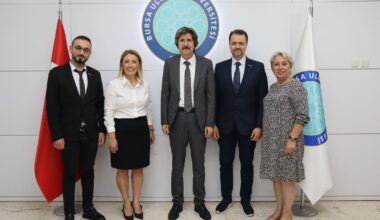 TEKSİDER YÖNETİMİ HEDEFLERİNİ BURSA’NIN DİNAMİKLERİ İLE PAYLAŞIYOR TEKSİDER YÖNETİMİ HEDEFLERİNİ BURSA’NIN DİNAMİKLERİ İLE PAYLAŞIYOR