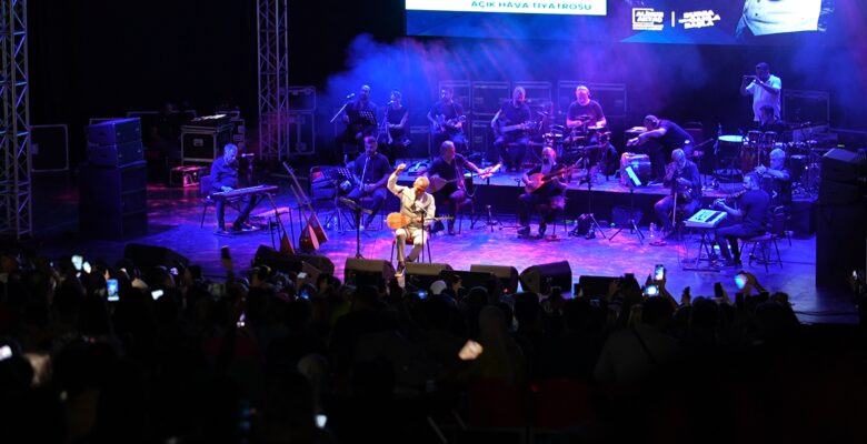 Aşık Veysel Bursa’da türküleriyle anıldı