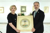 Saraydan sanata uzanan sergi