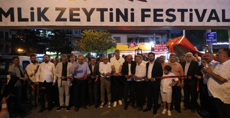 30. Uluslararası Gemlik Zeytini Festivali renkli görüntülerle başladı