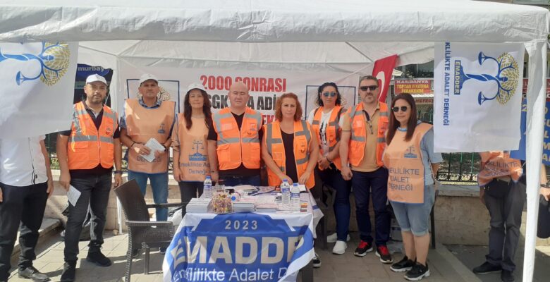EMEKLİLİKTE ADALET DERNEĞİ HAKKINI MEYDANLARDA ARIYOR