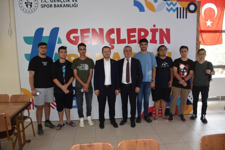 AHMET KILIÇ YURTLARDAKİ ÇALIŞMALARI İNCELEDİ