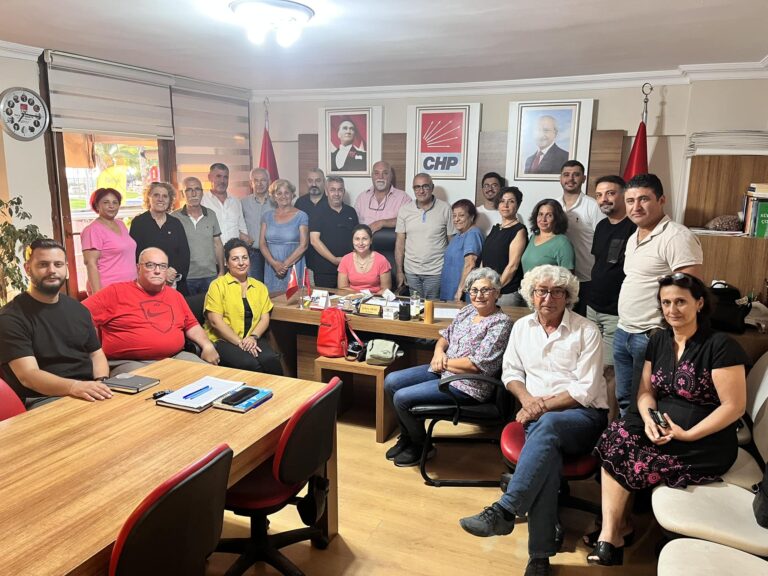 CHP Gemlik’te yeni yönetim göreve başladı