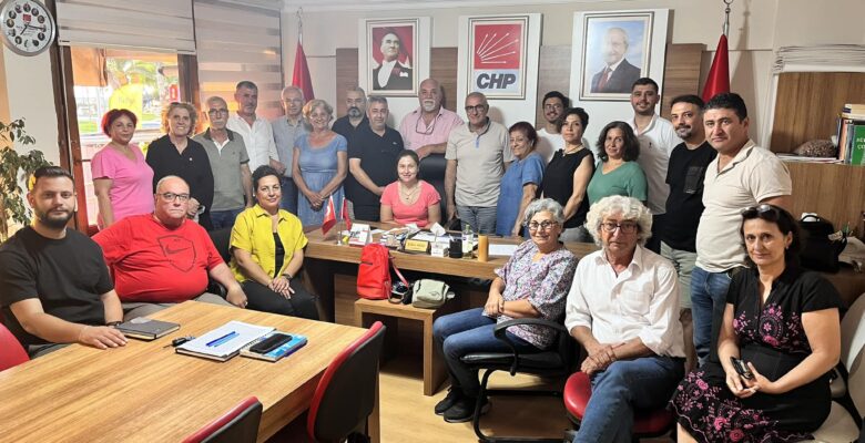 CHP Gemlik’te yeni yönetim göreve başladı