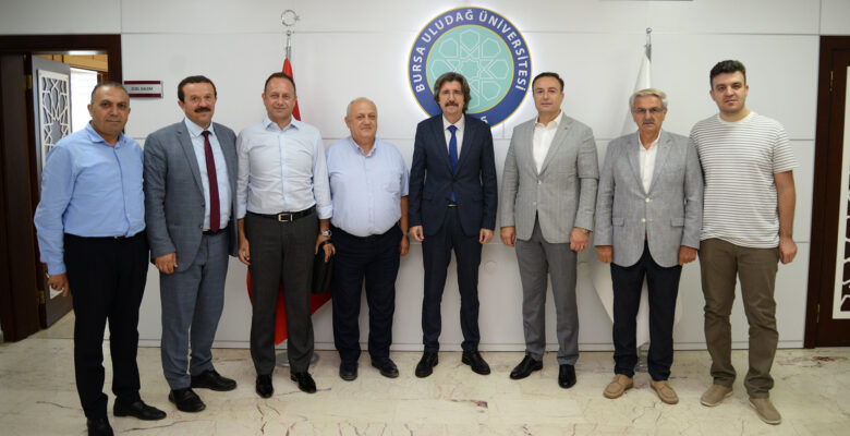 İŞ DÜNYASI İLE ÜNİVERSİTE ARASINDAKİ KÖPRÜLER SAĞLAMLAŞIYOR