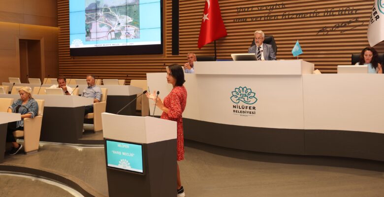 Nilüfer Belediyesi’nden üniversite öğrencilerine ulaşım desteği