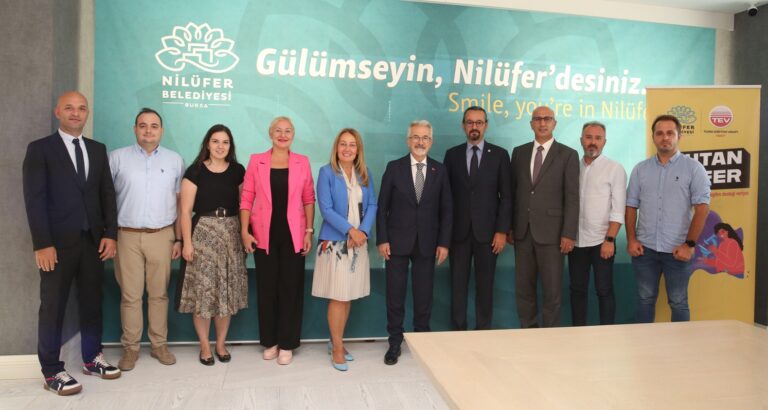 Gençlere burs desteği  