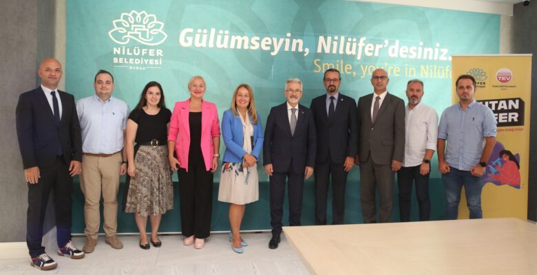 Gençlere burs desteği  