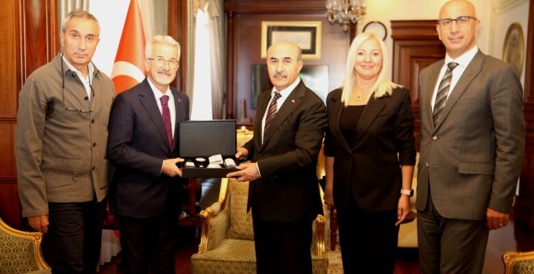 Başkan Erdem’den nezaket ziyareti