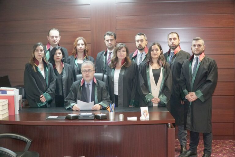 Bursa Barosu’ndan yeni adli yıl mesajı