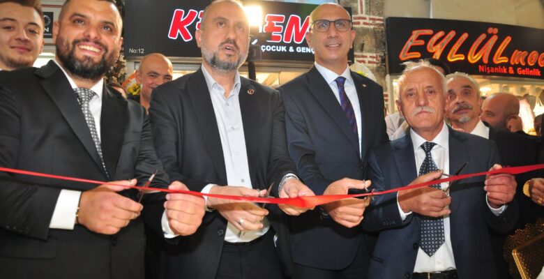 Tekyıldız  Kuyumculuk’tan  ışıltılı açılış