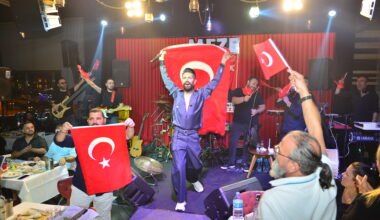 Mehmet Çevik’le 100. yıl coşkusu