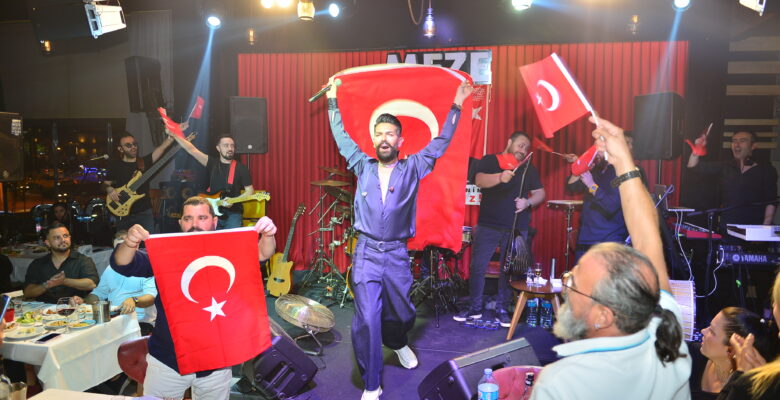 Mehmet Çevik’le 100. yıl coşkusu