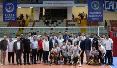 Bursa’nın Efeleri galibiyetle başladı