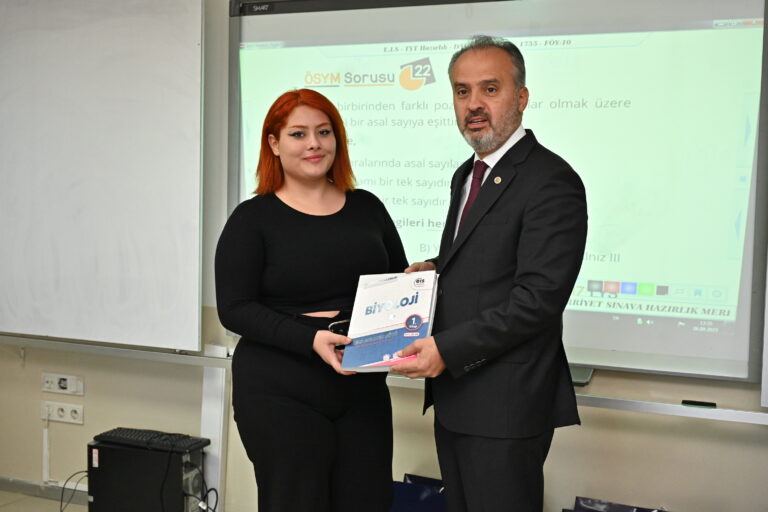 Üniversite yolunda Büyükşehir yanınızda