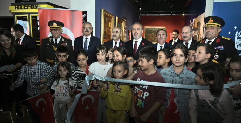 Bir Cumhuriyet Ressamı Şefik Bursalı