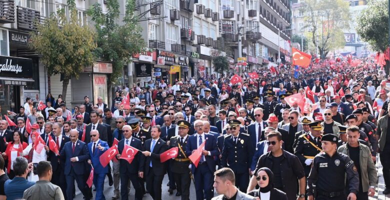 Bursa’da Cumhuriyet coşkusu