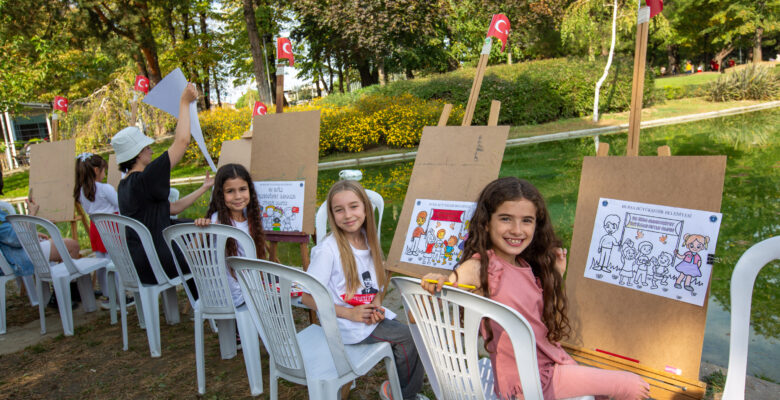 Cumhuriyet’in küçük ressamları