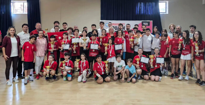 Cumhuriyet Squash Turnuvası’na büyük ilgi