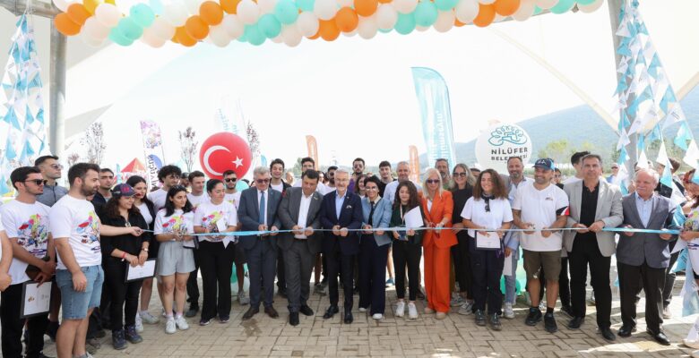 Havacılık ve Doğa Sporları Tesisi yenilenen yüzüyle kapılarını açtı