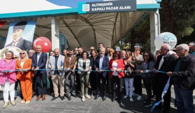 Altınşehir’de modern kapalı pazar alanı açıldı