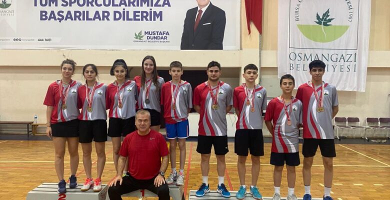 Osmangazi Belediyespor başarıya doymuyor