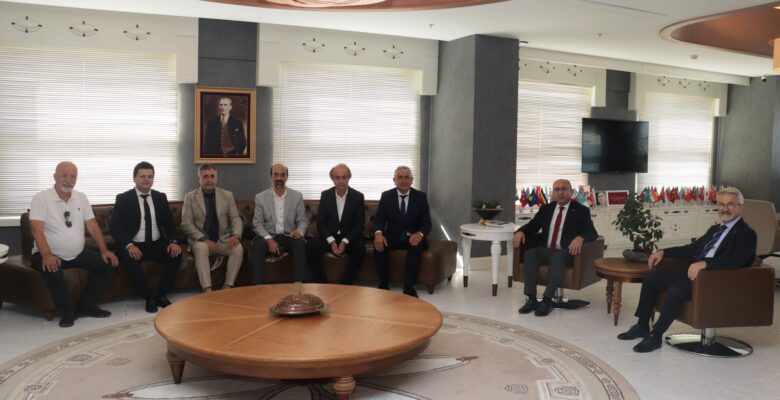 ARSİYAD’DAN BAŞKAN TURGAY ERDEM’E ZİYARET
