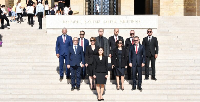 PERYÖN GÜNEY MARMARA’DAN ANITKABİR ZİYARETİ…