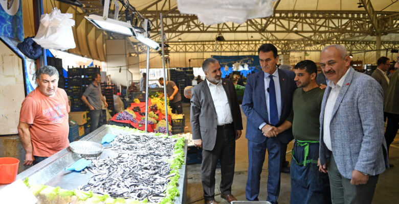 “Çarşı ve pazarlar ekonominin kalbi”