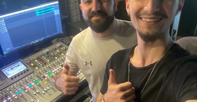Faruk Değirmenci ve Kerem Alagöz’ün Yeni Düet Şarkısı “Fark Ettin Mi?” 13 Ekim’de Yayında!