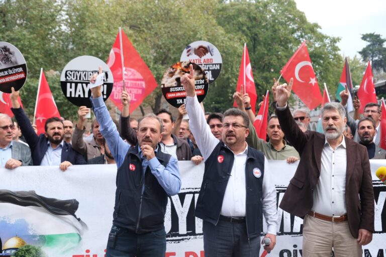 BURSA, FİLİSTİN İÇİN TEK YÜREK OLDU