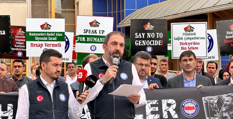 BURSA’DA SAĞLIK ÇALIŞANLARI FİLİSTİN İÇİN TEK YÜREK OLDU