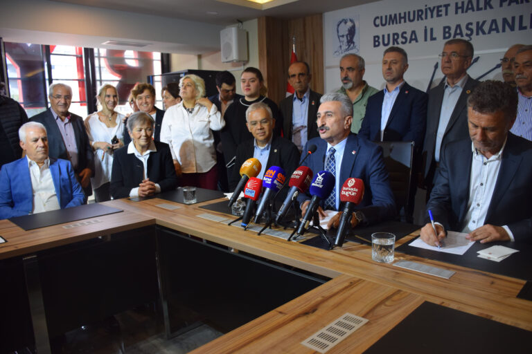 CHP Bursa’dan ‘tezkere’ tepkisi: Vatan toprağımızın çiğnenmesinin önü açılmaktadır!