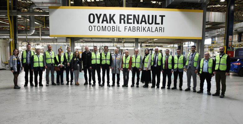 BUÜ’lü heyetten Oyak Renault’ya işbirliği ziyareti