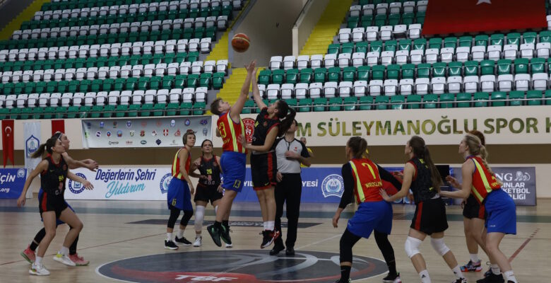 Potada sessiz şampiyona başladı