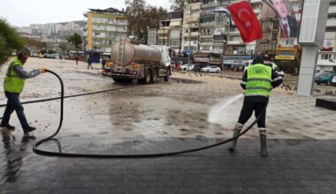 Büyükşehir’den fırtına mesaisi