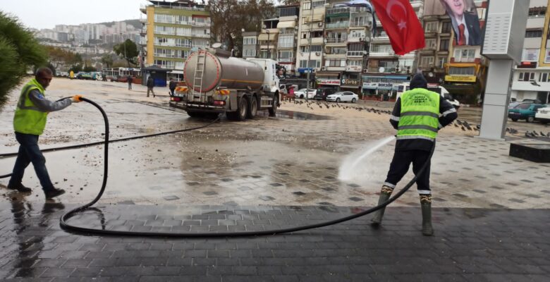 Büyükşehir’den fırtına mesaisi