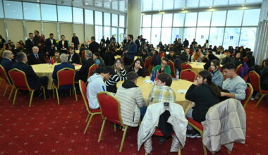 Söz, geleceğin teminatı çocuklarda