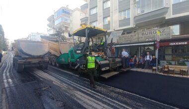 Güzelyalı’nın yolları da güzelleşiyor Güzelyalı’nın yolları da güzelleşiyor