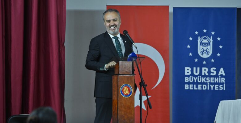 Liselilere sosyal medya uyarısı