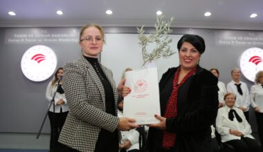 GÜÇLÜ 100 KADIN PROGRAMINDA GÖNÜL KÖPRÜSÜ KONSERLE KURULDU