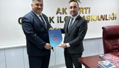 AK PARTİ GEMLİK’TE HİZMET YARIŞI BAŞLADI