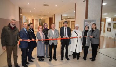 Geleneksel Türk Sanatları öğrencilerinin eserleri sergileniyor