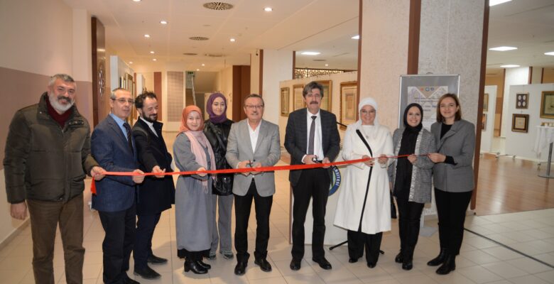 Geleneksel Türk Sanatları öğrencilerinin eserleri sergileniyor