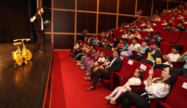 Öğrenciler yazarla birlikte “Babamın Mahallesi”nde yolculuğa çıktı