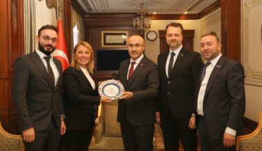 TEKSİDER YÖNETİMİNDEN VALİ DEMİRTAŞ’A ZİYARET