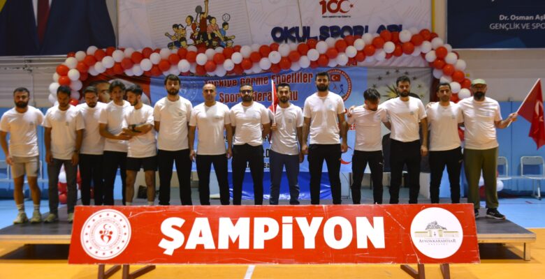 Futsal turnuvasının şampiyonu Nilüfer Belediyesi GESK